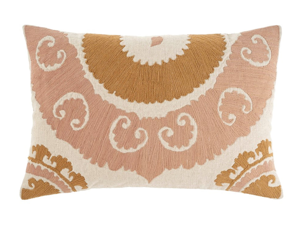 Solecito Linen Pillow