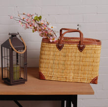 Load image into Gallery viewer, RECTANGULAR STRAW MARKET BAG LEATHER HANDLES
