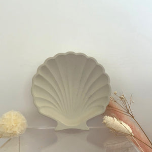 Sea Shell Dish (Black, White & Stone)