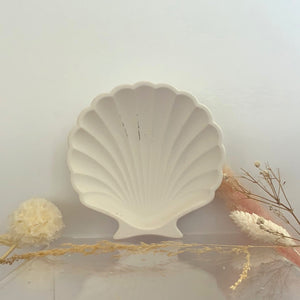 Sea Shell Dish (Black, White & Stone)