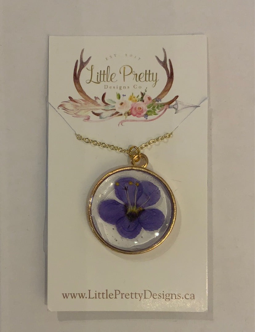 Little Pretty Violet Necklace