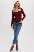 Load image into Gallery viewer, SWEATHEART NECK RIBBED TOP
